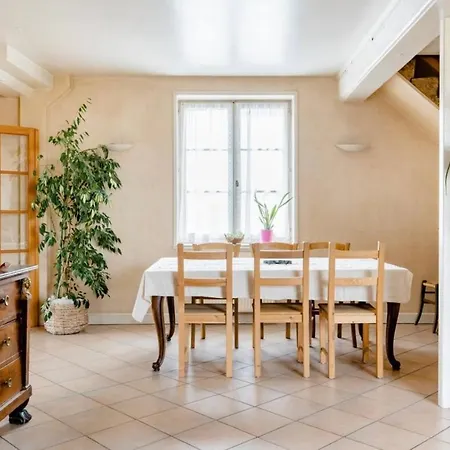 Privee Rustique Chez Habitant ホームステイ