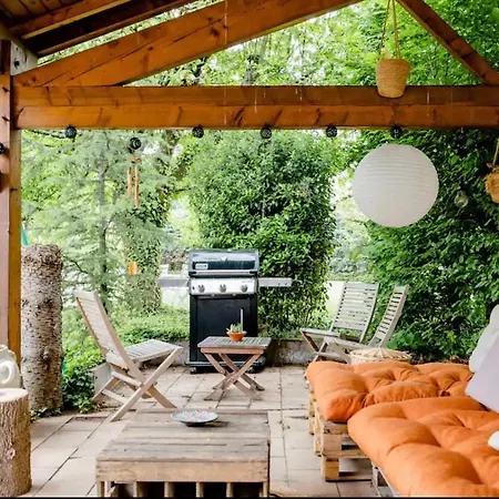 ホームステイ Privee Rustique Chez Habitant *